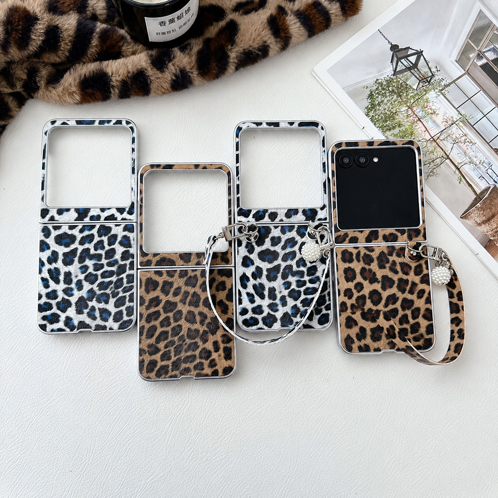 Lighting Decor Photos - Casing Ponsel Lipat Motif Macan Tutul