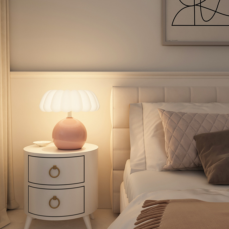 Lampu meja samping tempat tidu - Mushroom Table Lamp ulasan dan harga